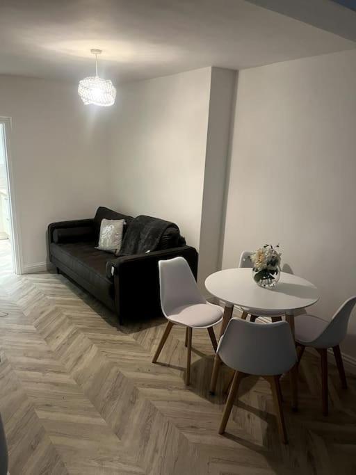 Modern Welsh Cottage Porth  Eksteriør billede